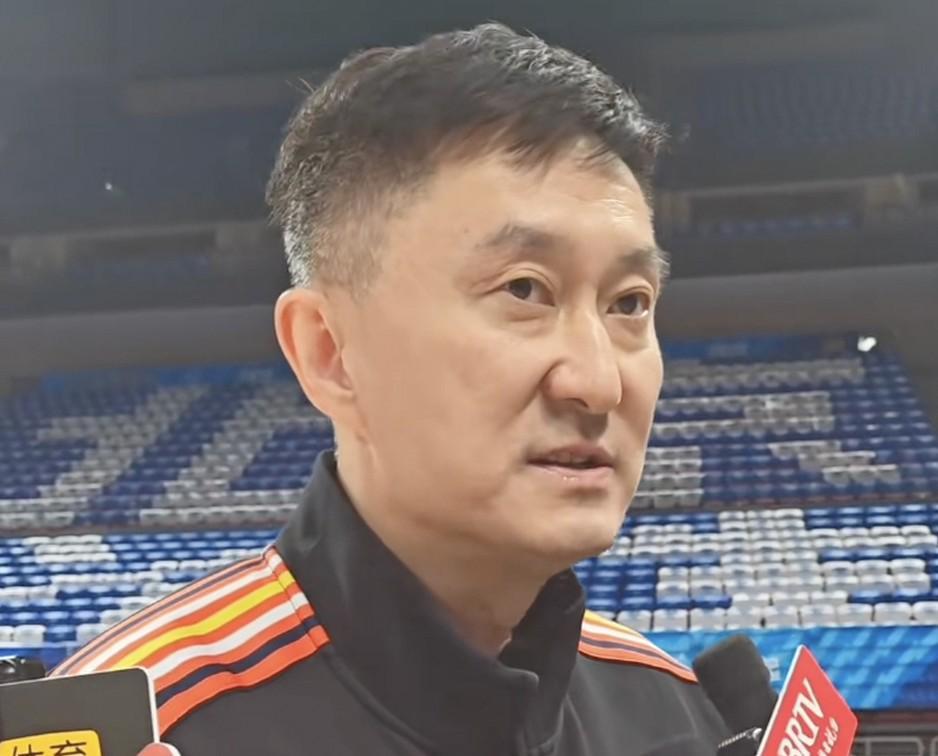 BOB半岛官网-杜锋：系列赛看到了年轻人的担当和成长，希望今晚大家继续拼